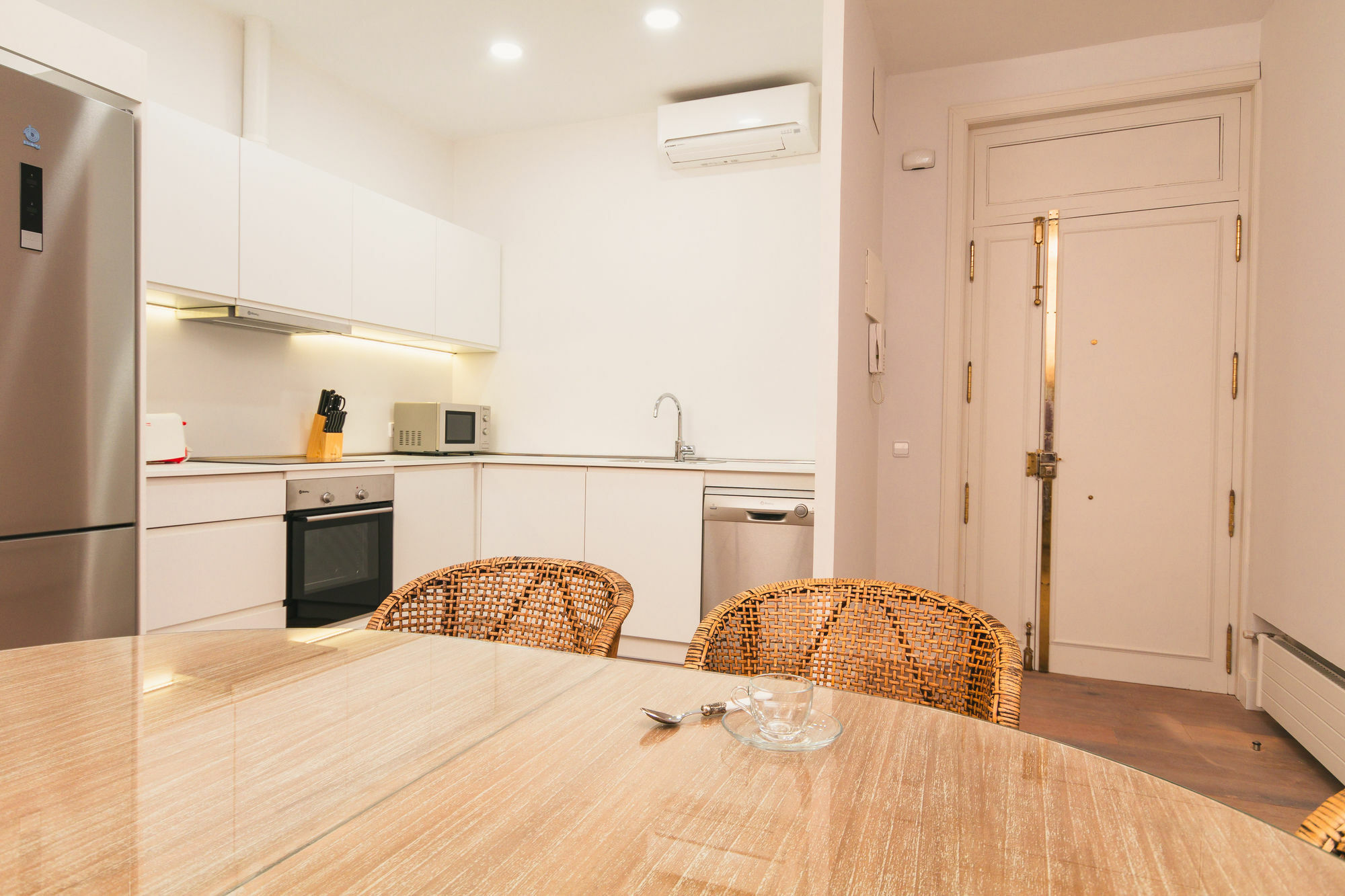 Pyr Select Plaza Santa Ana Apartment Madrid Luaran gambar